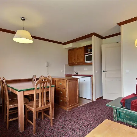 شقة 3 Pieces Pour 6 Pers Au Pied Des Pistes - Fr-1-455-58 *