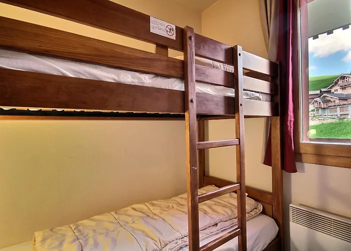 3 Pieces Pour 6 Pers Au Pied Des Pistes - Fr-1-455-58 * La Plagne