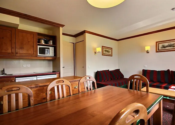 3 Pieces Pour 6 Pers Au Pied Des Pistes - Fr-1-455-58 Lägenhet