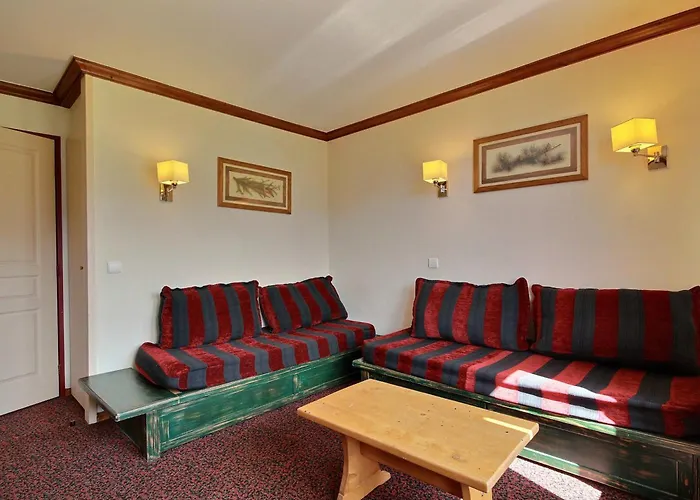 Lägenhet 3 Pieces Pour 6 Pers Au Pied Des Pistes - Fr-1-455-58 *